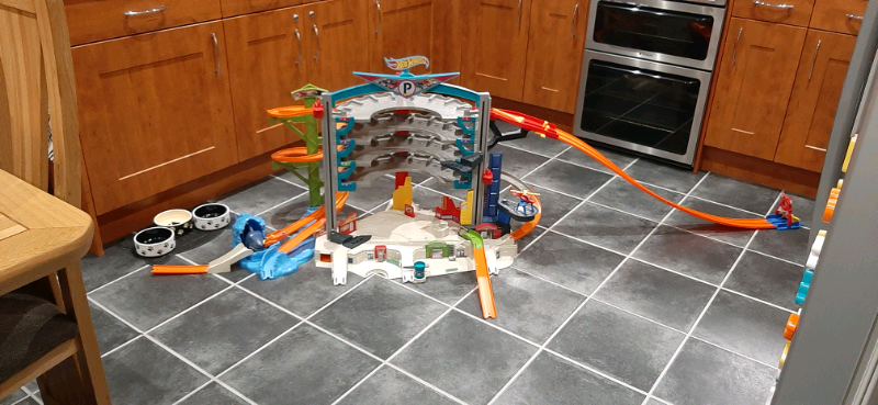 hot wheels 4 level garage